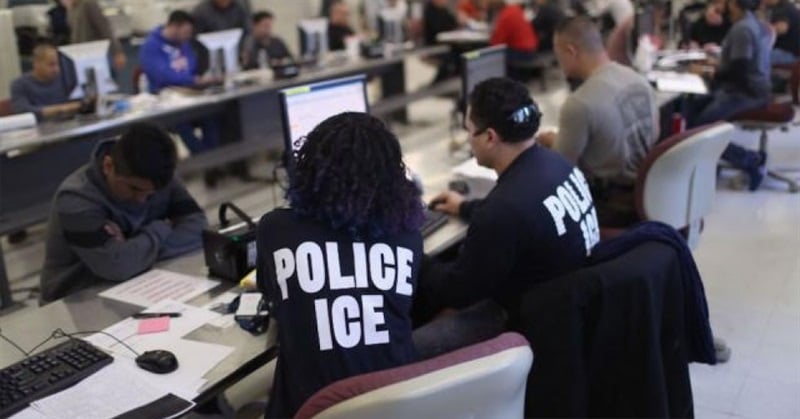 In 'Stunning Indictment' ICE Officers Call for Own Agency to Be Dissolved Amid Growing Outrage Over Immigration Policy