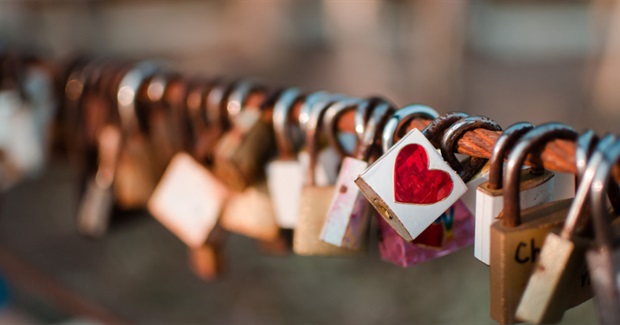 The Myth of Romantic Love May Be Ruining Your Health
