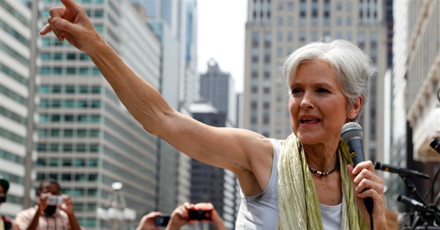 As Nominee, Stein Says She Wants to Assume Mantle of Sanders' Revolution