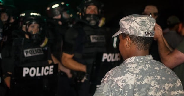 Incredible Photographs and Witness Statements from Charlotte and Baton Rouge Protests