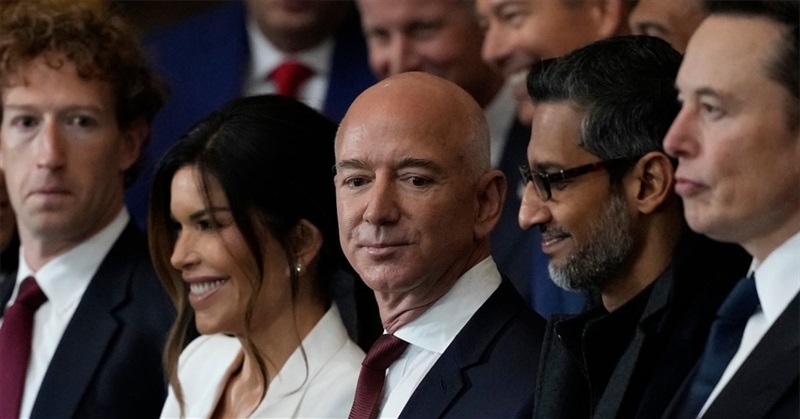 At the Root of All Our Problems Stands One Travesty: Politicians’ Surrender to the Super-rich