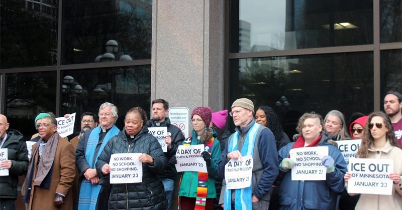 “We Are Facing a Tsunami of Hate”: Amid ICE Crackdown, Unions and Community Groups Call for Minnesota Shutdown in 10 Days