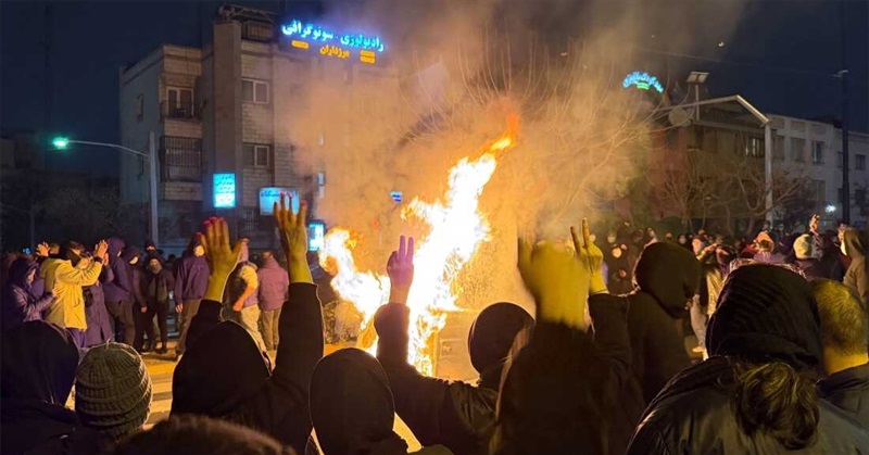 Six Points to Navigate the Turmoil in Iran