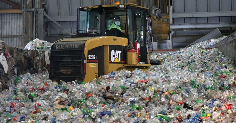 Report Shows How Recycling Is Largely a 'Toxic Lie' Pushed by Plastics Industry