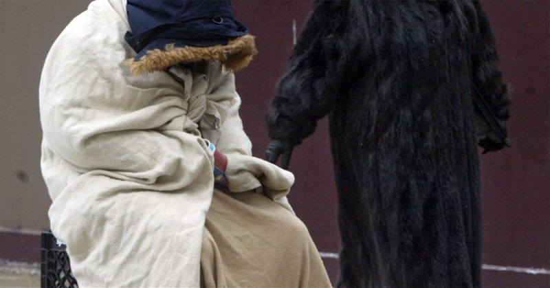 Since 2008 Financial Crisis, Wall Street Is the Grinch That Keeps Stealing Christmas