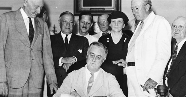 To Save US Democracy, Tax the Rich at 90%