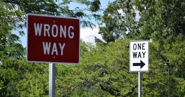 No, You Don't Have to Admit You're Wrong to Apologize (And Other Apology Myths Debunked)