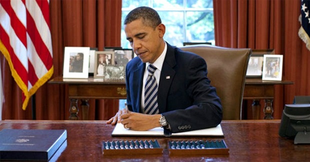 Under Cover of Christmas, Obama Establishes Controversial Anti-Propaganda Agency