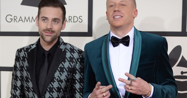 Admitting That White Privilege Helps You Is Really Just Congratulating Yourself