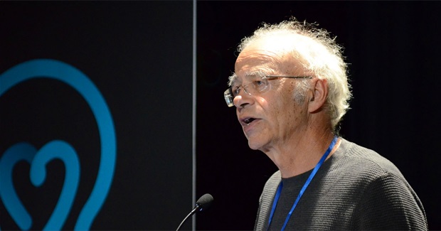 5 Problems With Effective Altruism