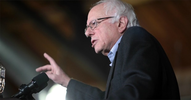 Sanders Puts Block on Obama's Big Pharma Nominee for FDA