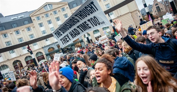 How to Live With the Climate Crisis Without Becoming a Nihilist