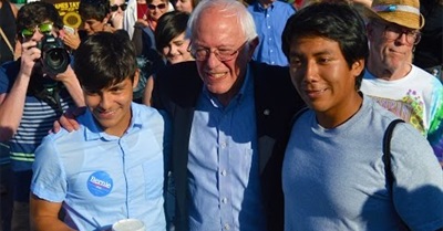 Latinos for Bernie (Viva Bernie)