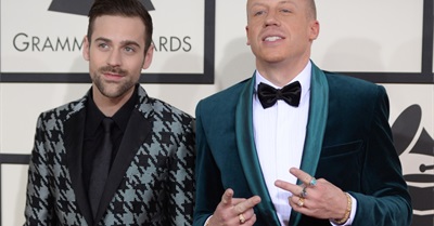 Admitting That White Privilege Helps You Is Really Just Congratulating Yourself