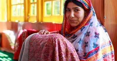 Discover the Spirit of Kashmir and Celebrate the Artisans behind #MakeinIndia