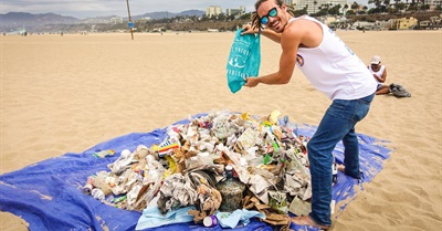 BEACH CLEAN UP! - Youtube