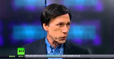 US Military Dictatorship Owns 20% of Okinawa | Interview with Peter Kuznick