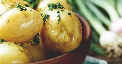 Follow The Australian Man Potato Diet To Lose Weight Fast.