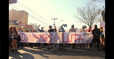 ESCOLA DE LUTA - Secundaristas em prol da Educação Pública (Goiânia, 2016, 48 Min)