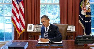 Without a Debt Deal, Obama Can Make the Rich Pay