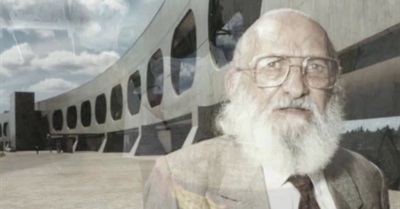 Seeing Through Paulo's Glasses: Political Clarity, Courage and Humility