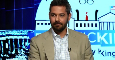 Peter Arnett and Gideon Yago Discuss Media with Larry King