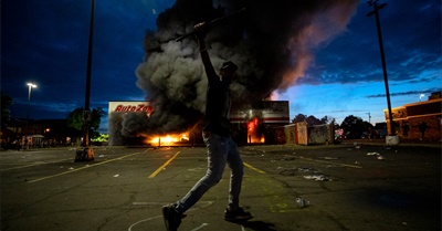 Minneapolis: Now This Fight Has Two Sides