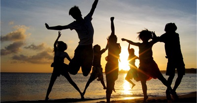 4 Tips to Find - and Keep - Happiness!