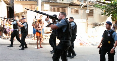 Public Domain (Domínio Público) - English Subtitles