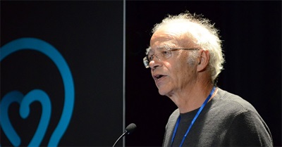 5 Problems With Effective Altruism