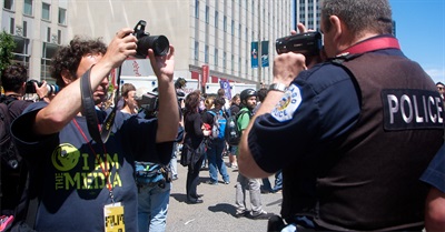 Teach Yourself Filmmaking: 3 Lessons From Self-Taught Pros