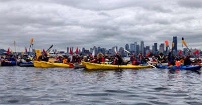 You Have to See These Pictures of Seattle's Kayaking Climate protesters