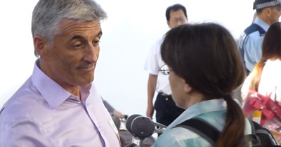 Woman Confronts Former Spy Who Tricked Her Into a Relationship