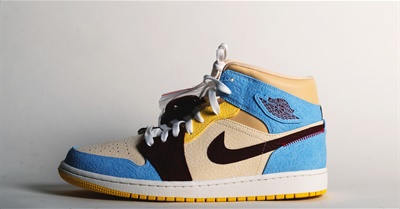 Street Style Maven: Layering and Bapesta Sneakers