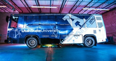 University Uses Tesla Technology to Wirelessly Charge Electric Bus