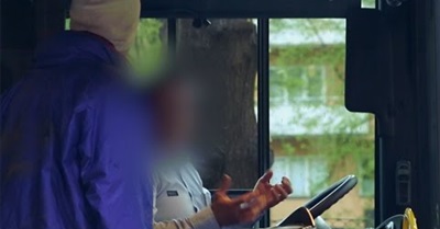 Fusk-åka - Rik Vs. Hemlös / Fare Evasion - Rich Vs. poor