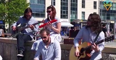 England In 8 Minutes : 1 Van | 2 Travellers | 23 Days | 18 Towns | 951 Miles