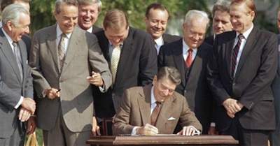 Yes, the Looting Must Stop