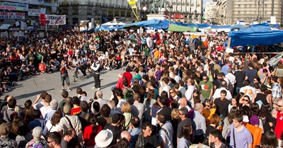 Postcards From a Horizontal World