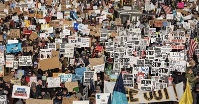 Gallego Says ‘Grind the Country to a Halt’ With National Strike If Trump Tries to Rig Midterms